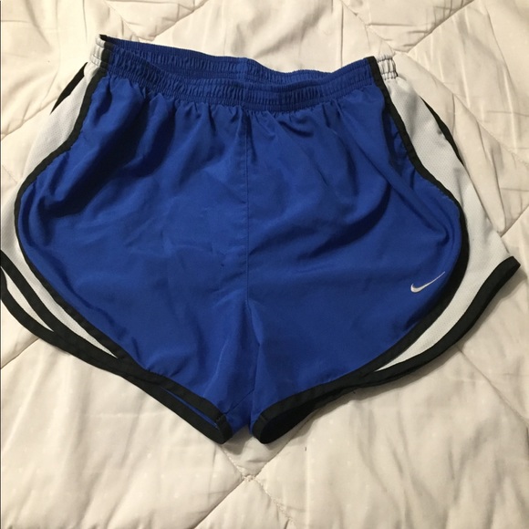 Nike Pants - Nike athletic shorts
